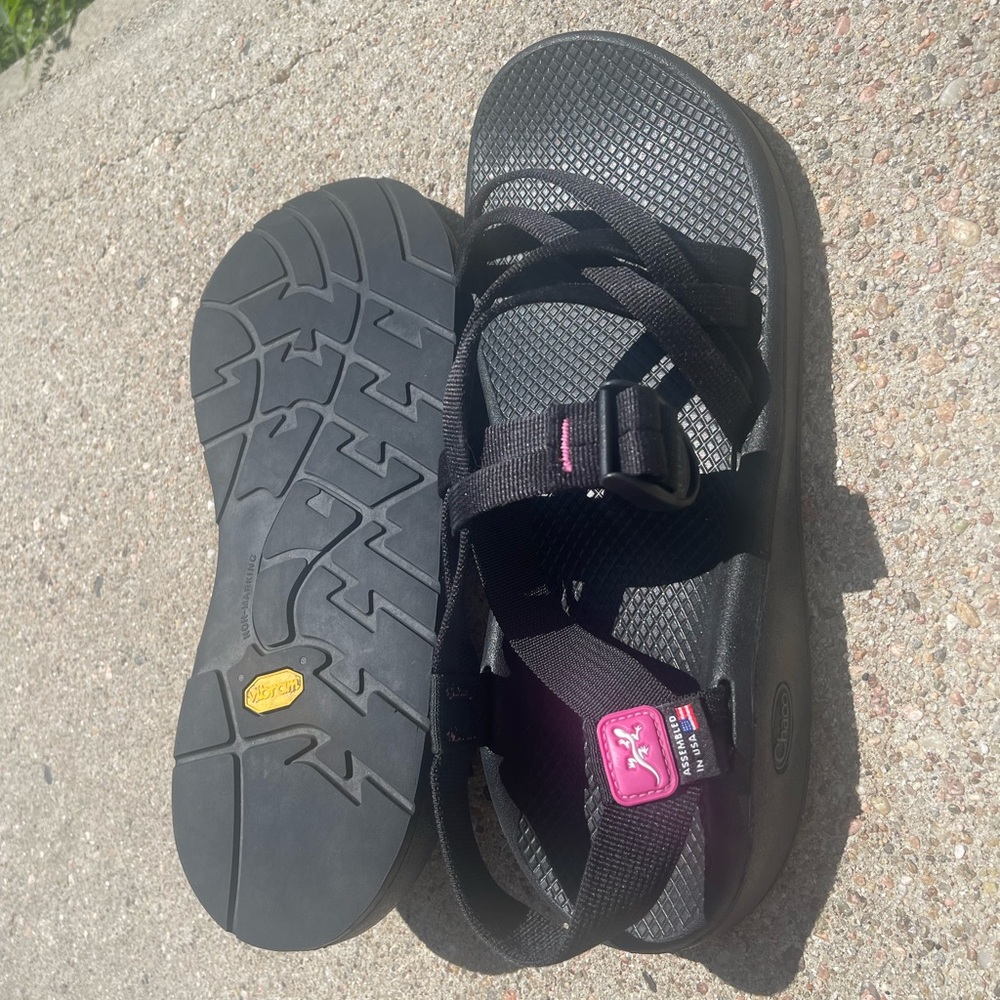 Mens 12 Chacos, Black with pink, New